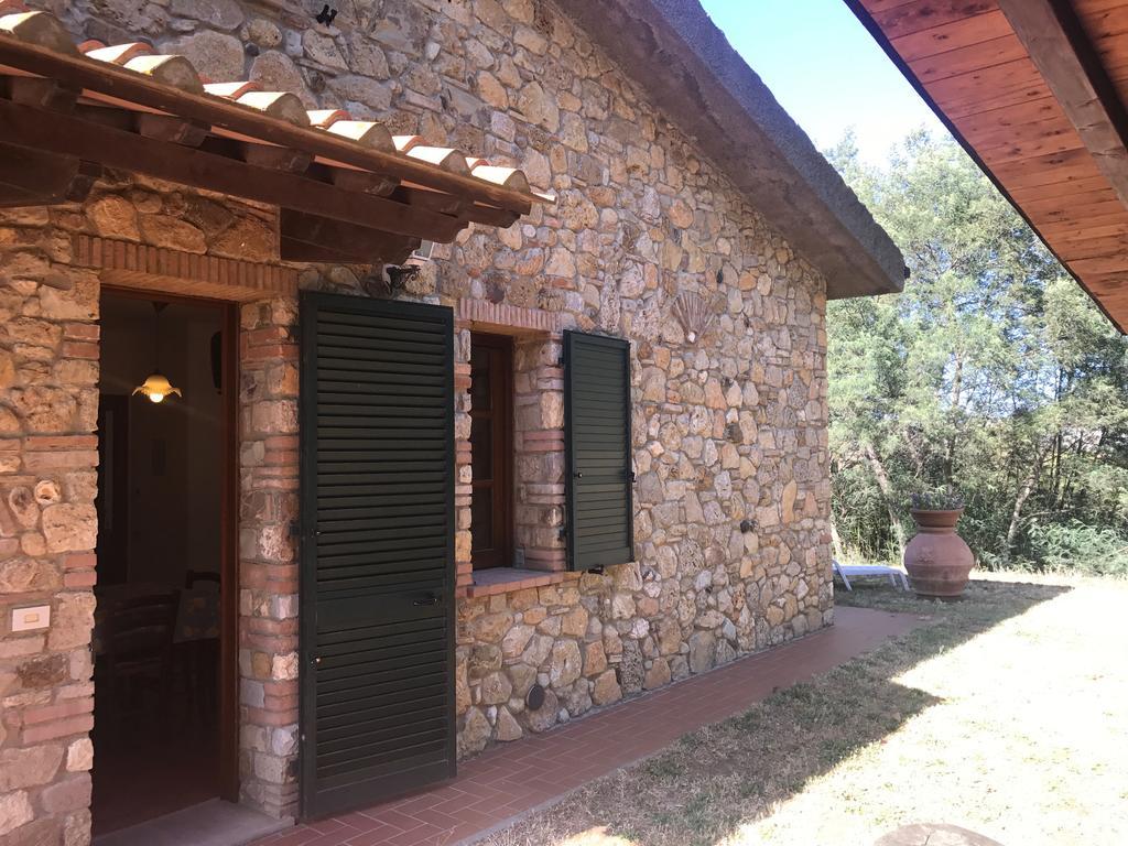 La Sassetta Villa บิบโบนา ภายนอก รูปภาพ